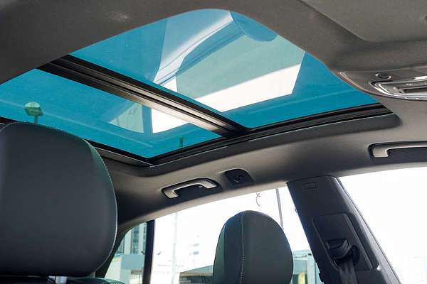 2024 Audi Q8 55 TFSI S line F1