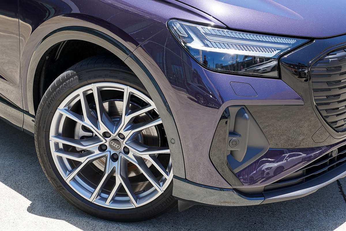 2024 Audi Q4 e-tron 55 F4