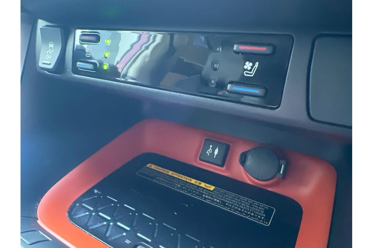 2019 Toyota RAV4 Edge AXAA54R