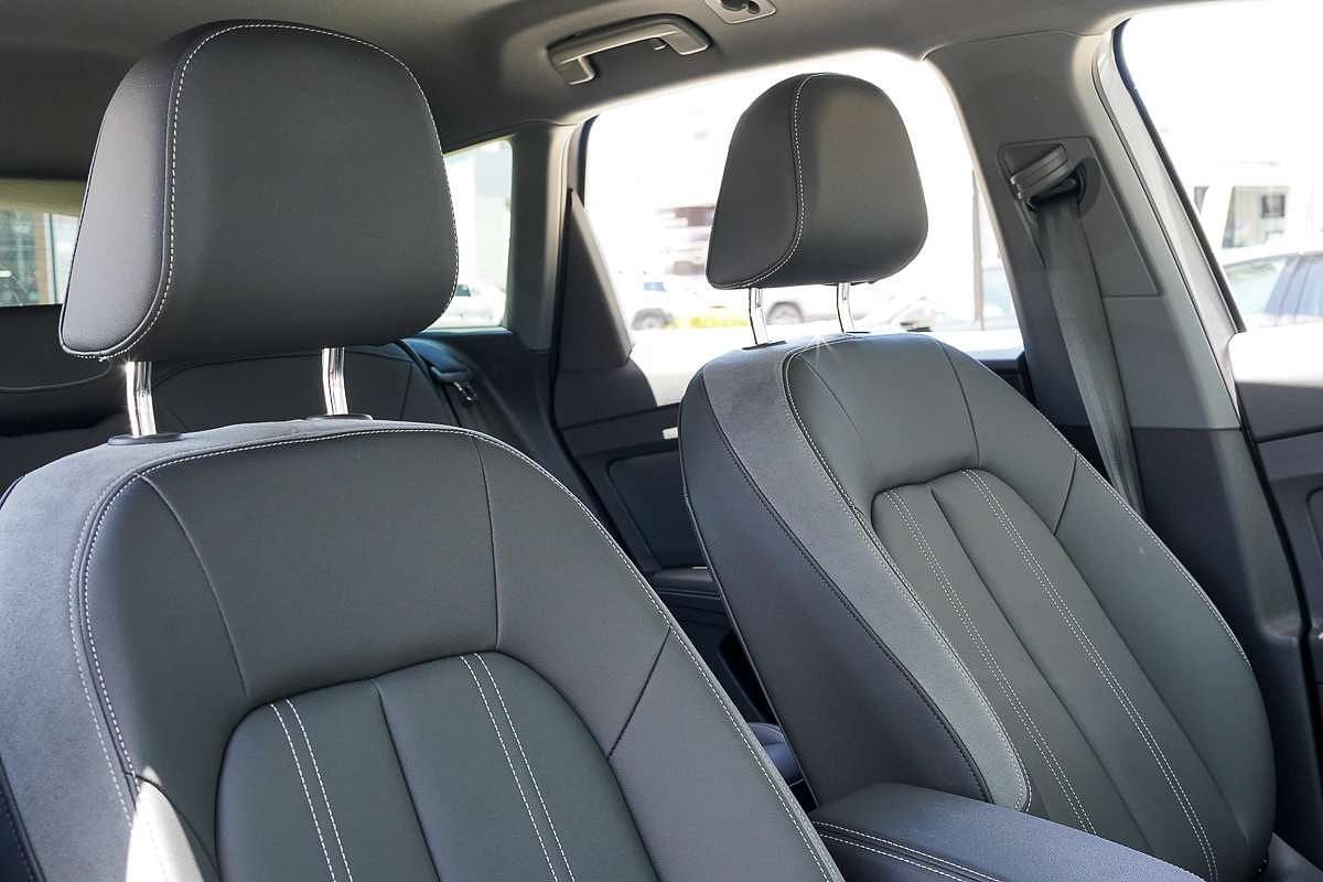 2024 Audi Q4 e-tron 45 F4