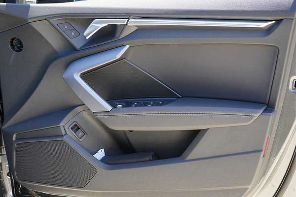 2024 Audi A3 35 TFSI S line GY