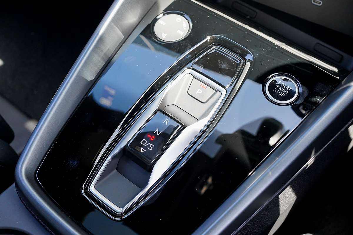 2024 Audi A3 35 TFSI S line GY