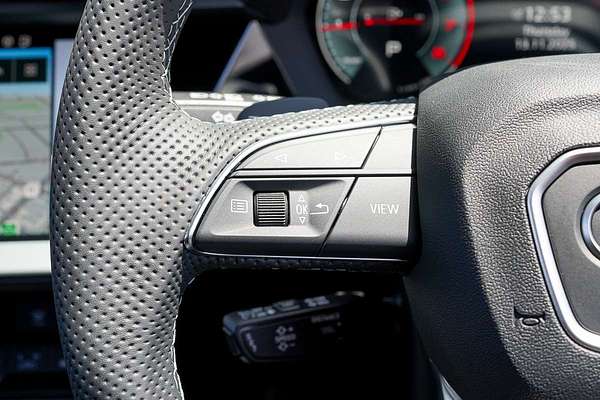 2024 Audi A3 35 TFSI S line GY