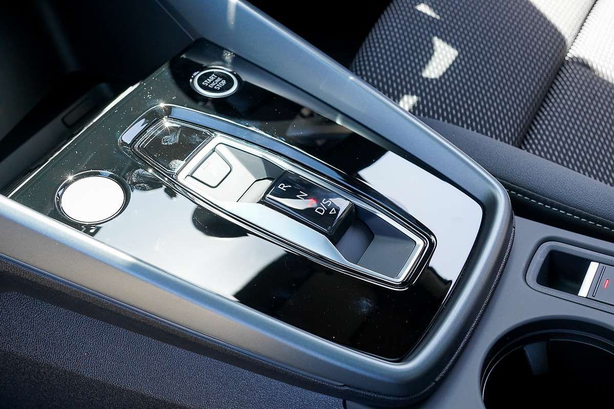 2024 Audi A3 35 TFSI S line GY