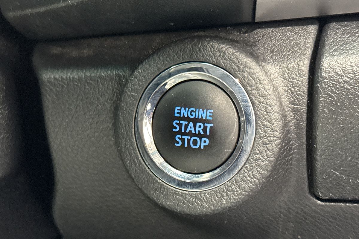 2018 Toyota Hilux SR5+ (4x4) GUN126R MY17 4X4