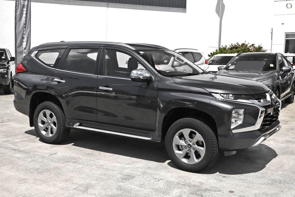2025 Mitsubishi Pajero Sport GLX QG