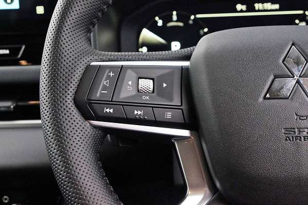 2025 Mitsubishi Outlander Aspire ZM