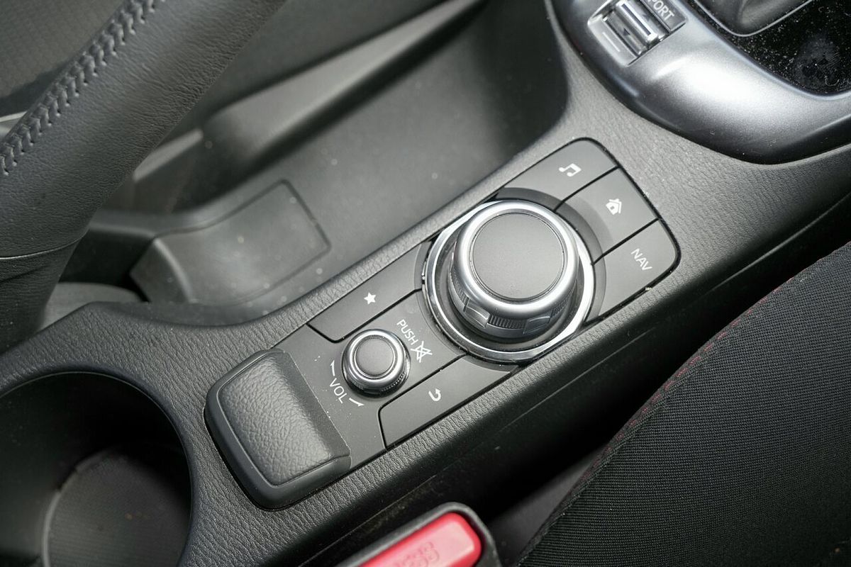 2025 Mazda 2 G15 Evolve DJ Series