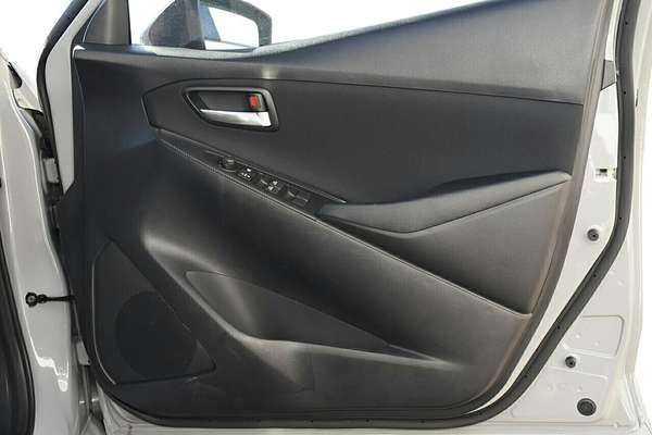 2025 Mazda 2 G15 Evolve DJ Series