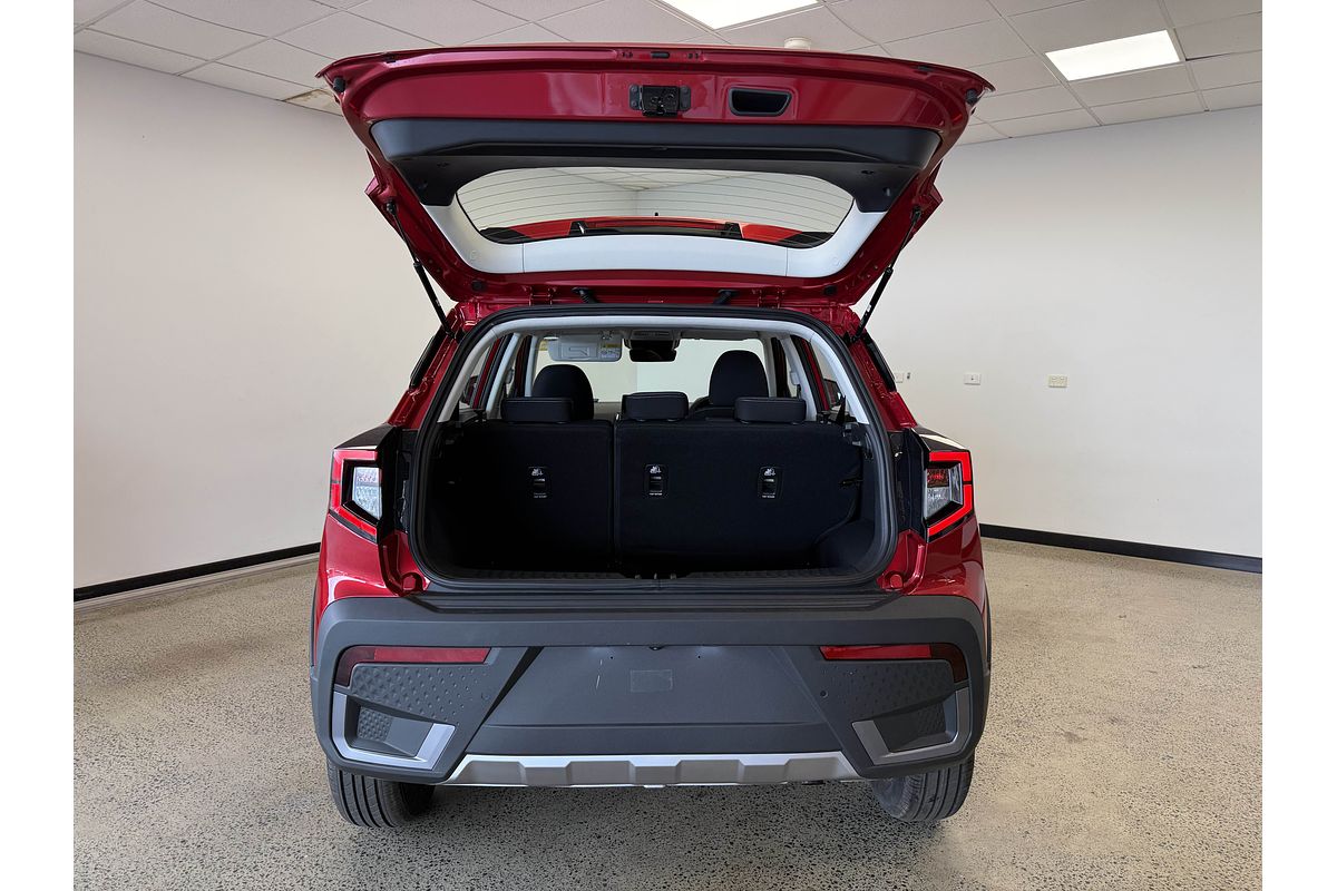 2025 Mahindra XUV3XO AX5L