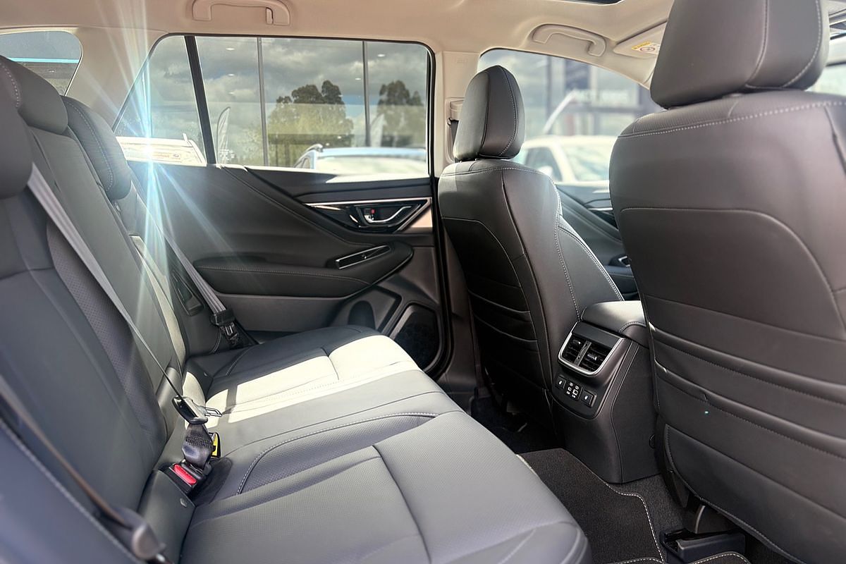 2024 Subaru Outback AWD Touring 6GEN