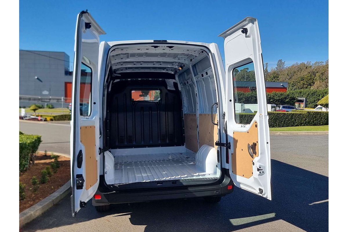 2024 Renault Master Pro 110kW X62 Phase 2 LWB Mid Roof