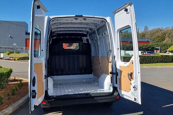 2024 Renault Master Pro 110kW X62 Phase 2 LWB Mid Roof