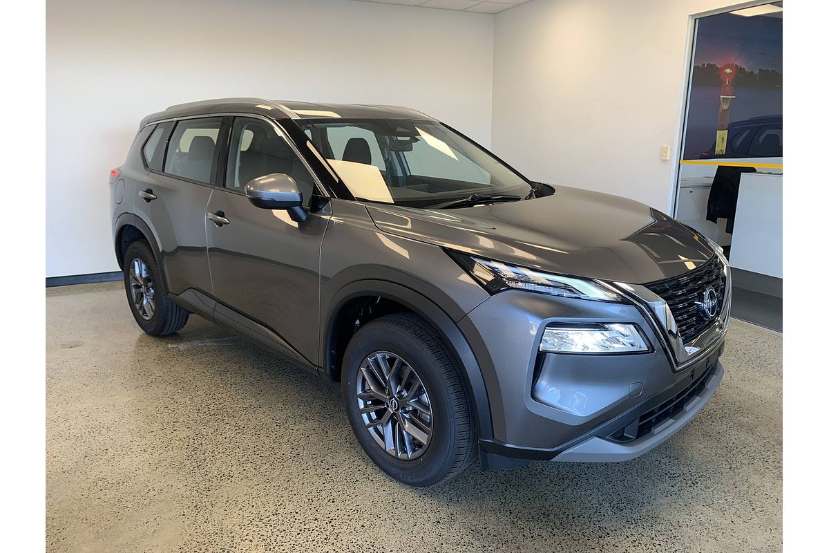 2025 Nissan X-TRAIL ST T33