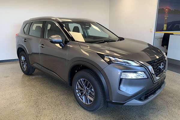 2025 Nissan X-TRAIL ST T33