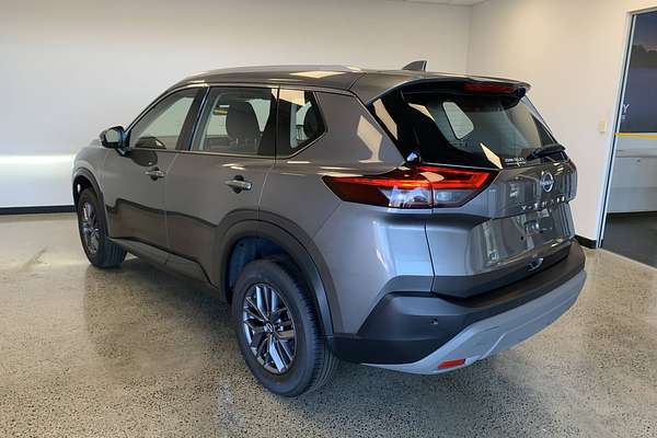 2025 Nissan X-TRAIL ST T33