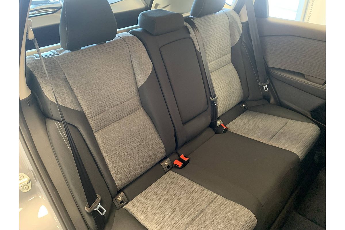 2025 Nissan X-TRAIL ST T33