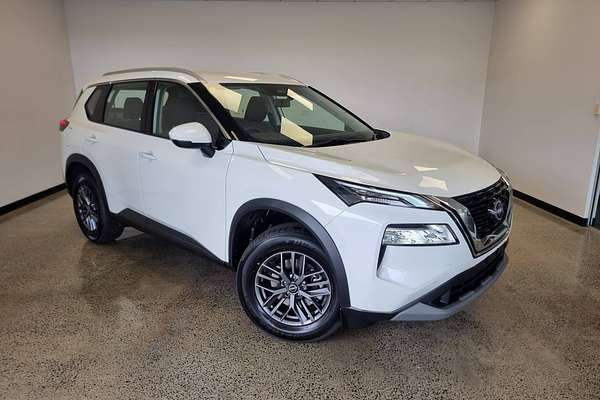 2024 Nissan X-TRAIL ST T33