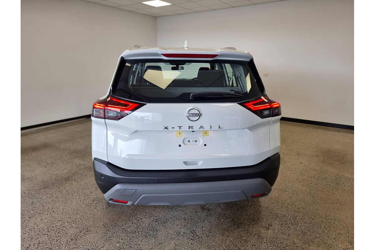 2024 Nissan X-TRAIL ST T33