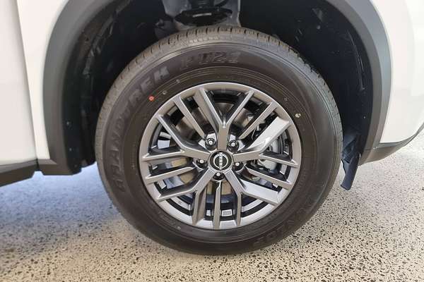 2024 Nissan X-TRAIL ST T33