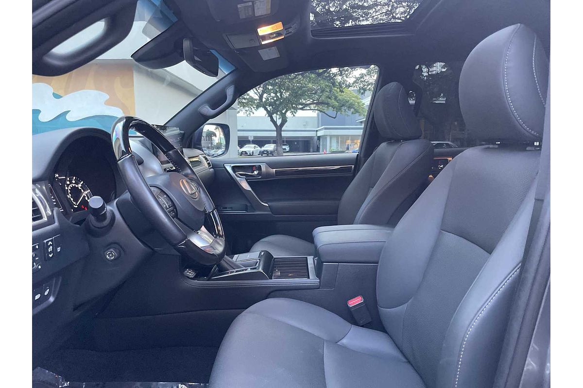 2022 Lexus GX Premium