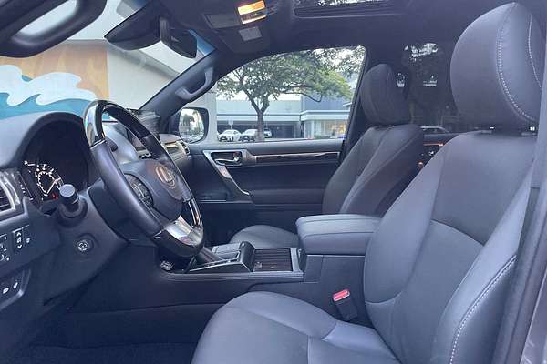 2022 Lexus GX Premium