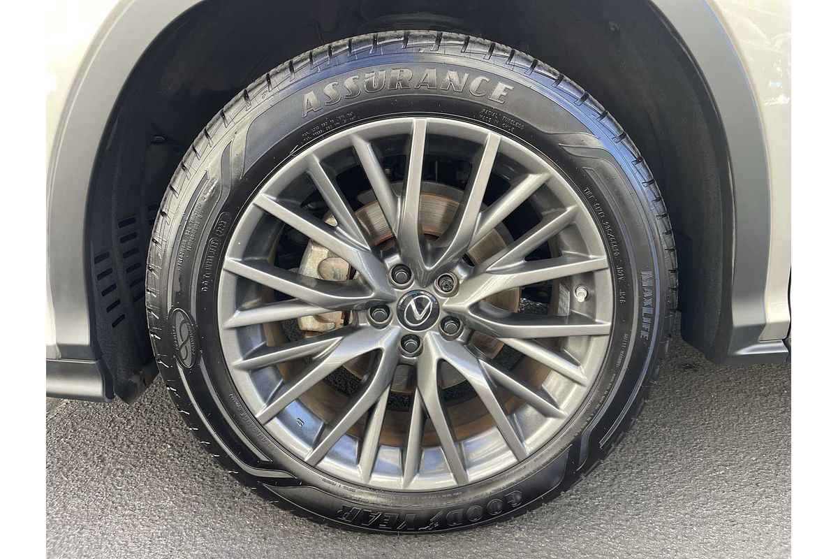 2022 Lexus RX F SPORT Handling