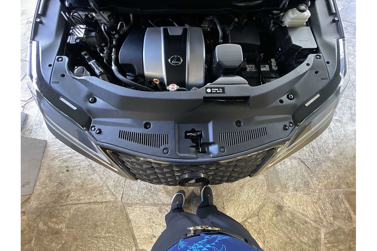 2022 Lexus RX F SPORT Handling