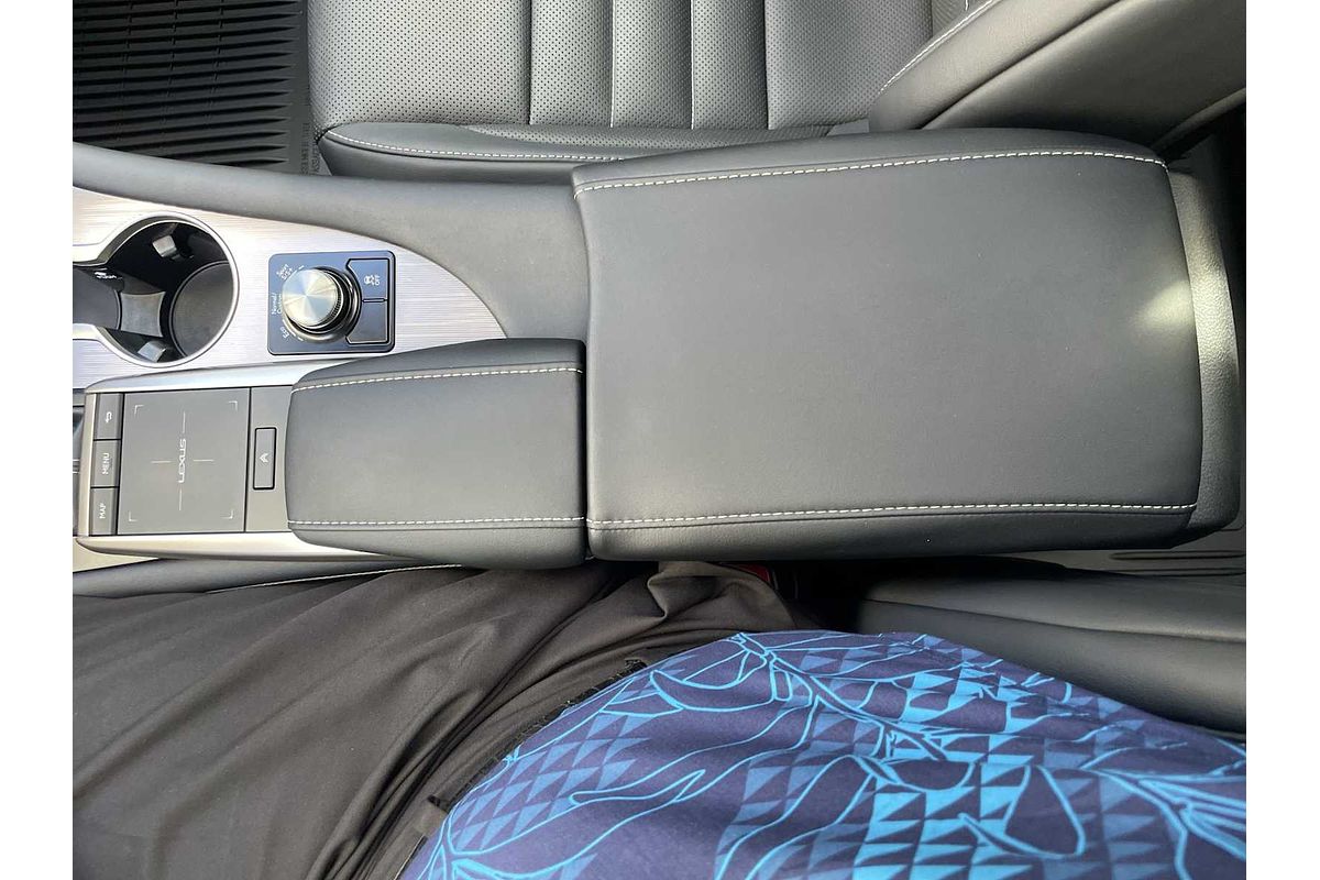 2022 Lexus RX F SPORT Handling