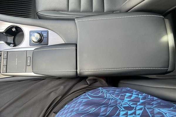 2022 Lexus RX F SPORT Handling