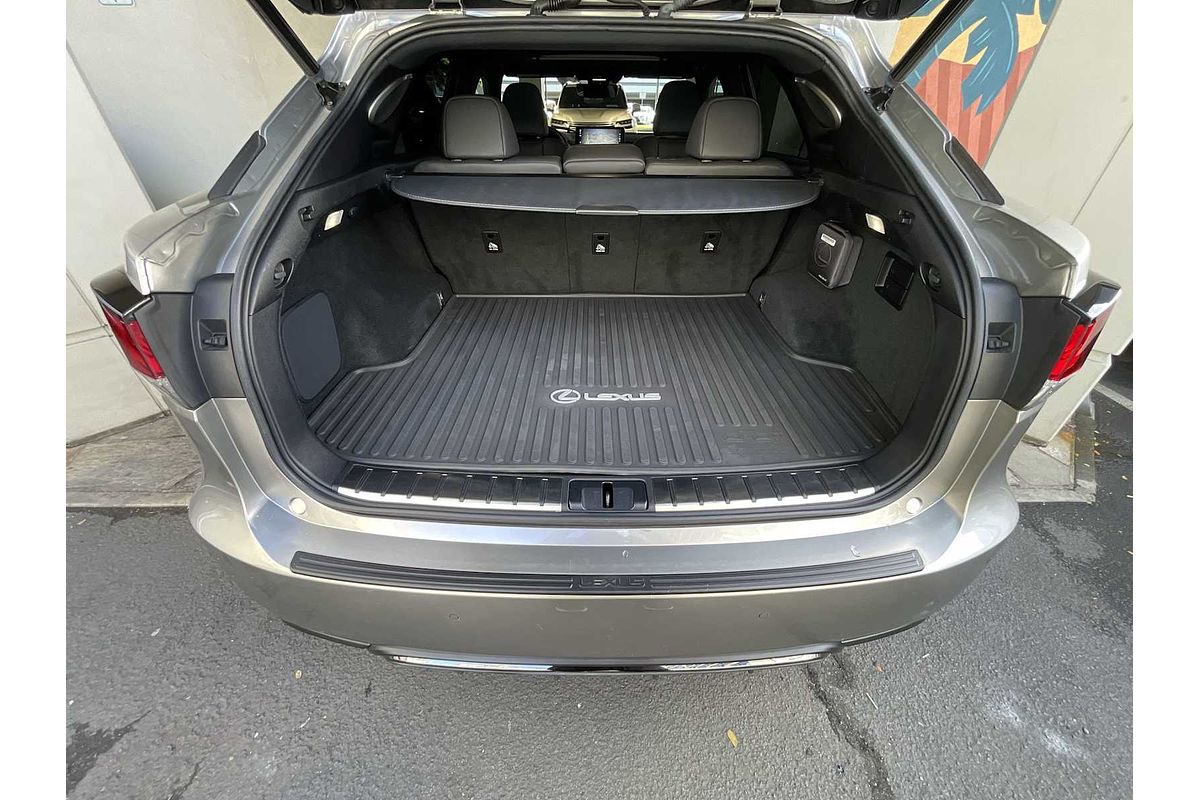 2022 Lexus RX F SPORT Handling