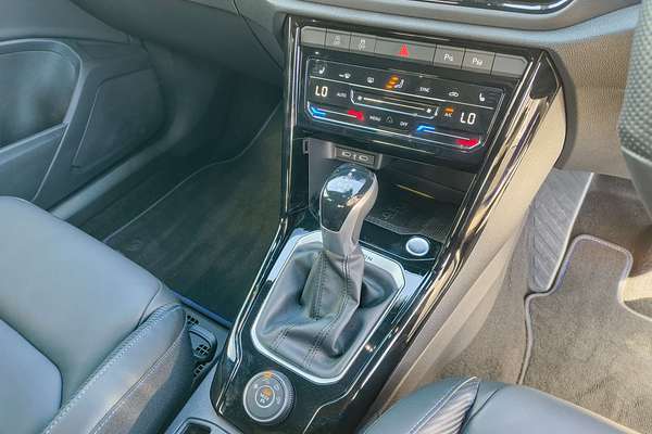 2024 Volkswagen T-Roc R D11