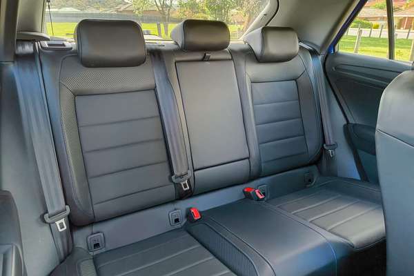 2024 Volkswagen T-Roc R D11