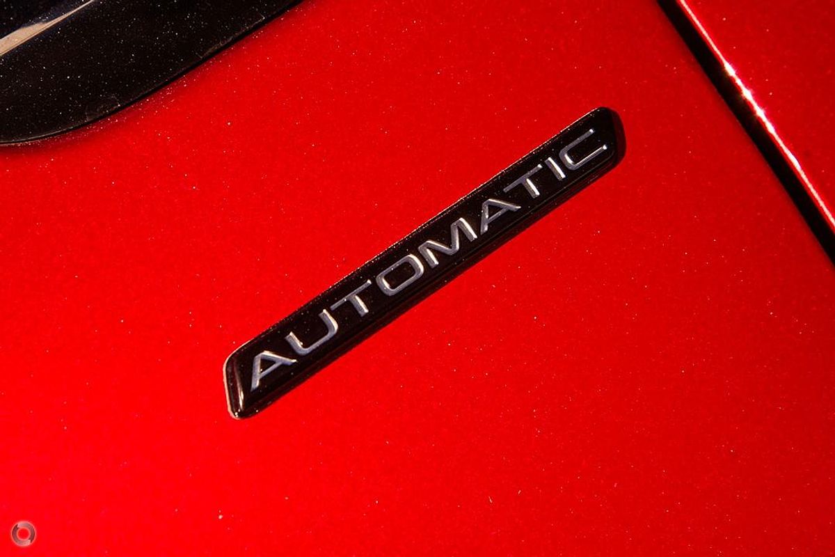 2025 Mahindra XUV3XO AX7L