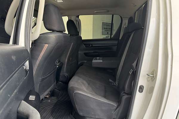 2019 Toyota Hilux SR GUN126R 4X4