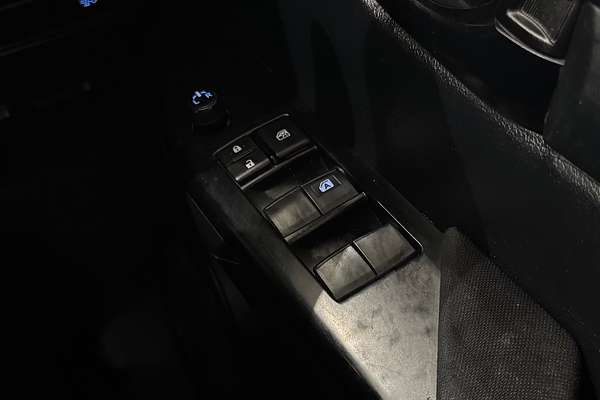 2019 Toyota Hilux SR GUN126R 4X4