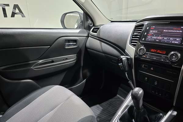 2021 Mitsubishi Triton GLX+ MR 4X4