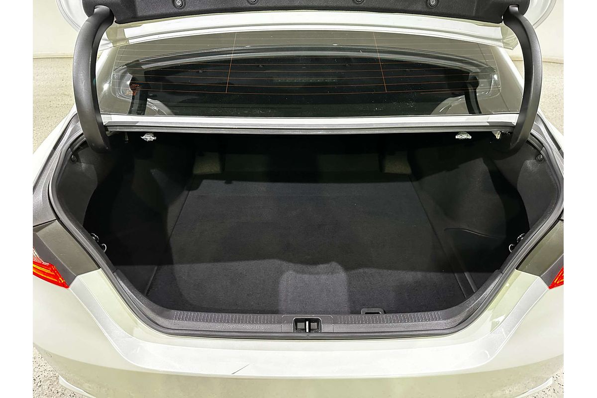 2021 Toyota Camry SL AXVH70R