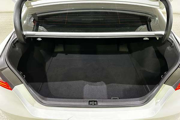 2021 Toyota Camry SL AXVH70R