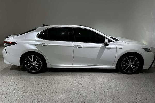 2021 Toyota Camry SL AXVH70R