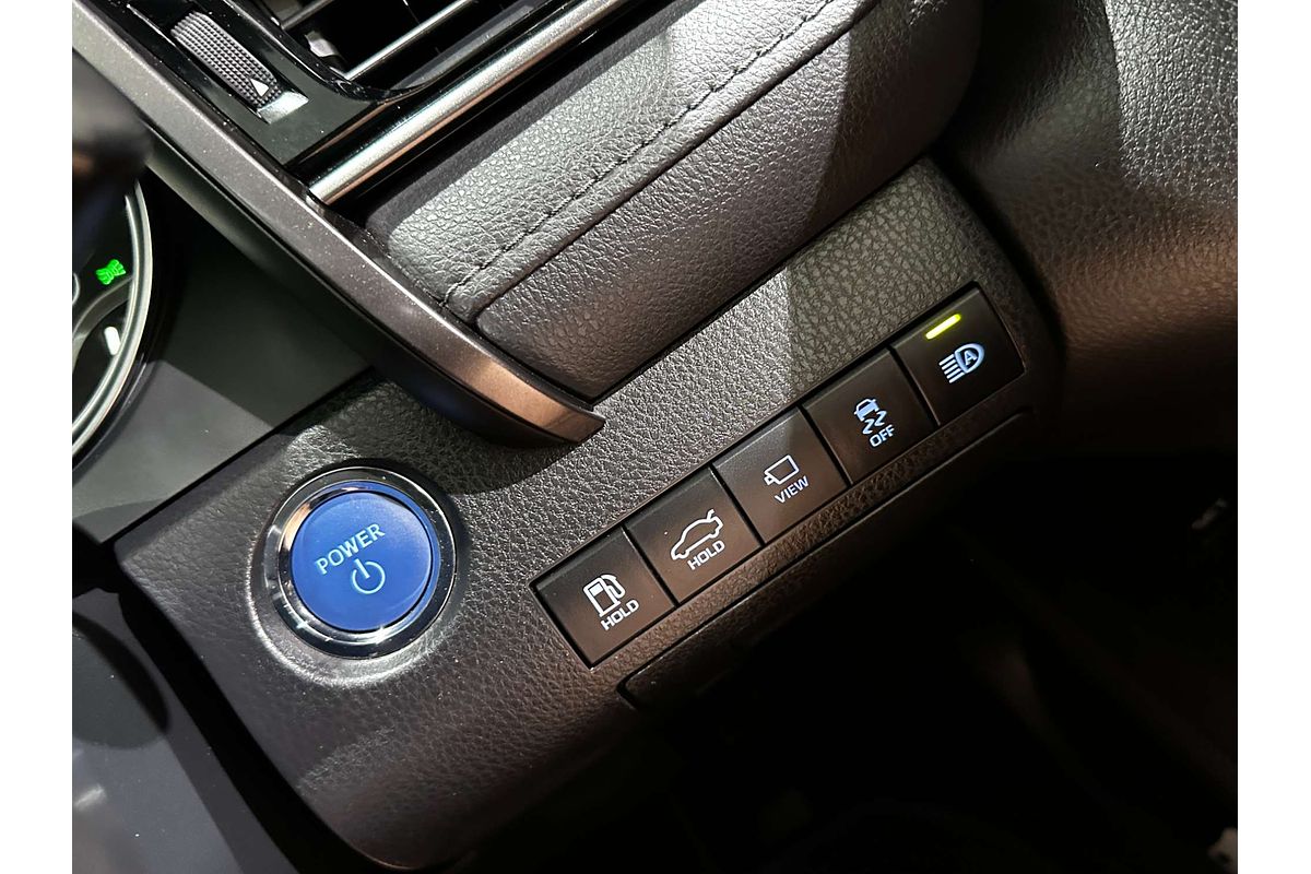 2021 Toyota Camry SL AXVH70R