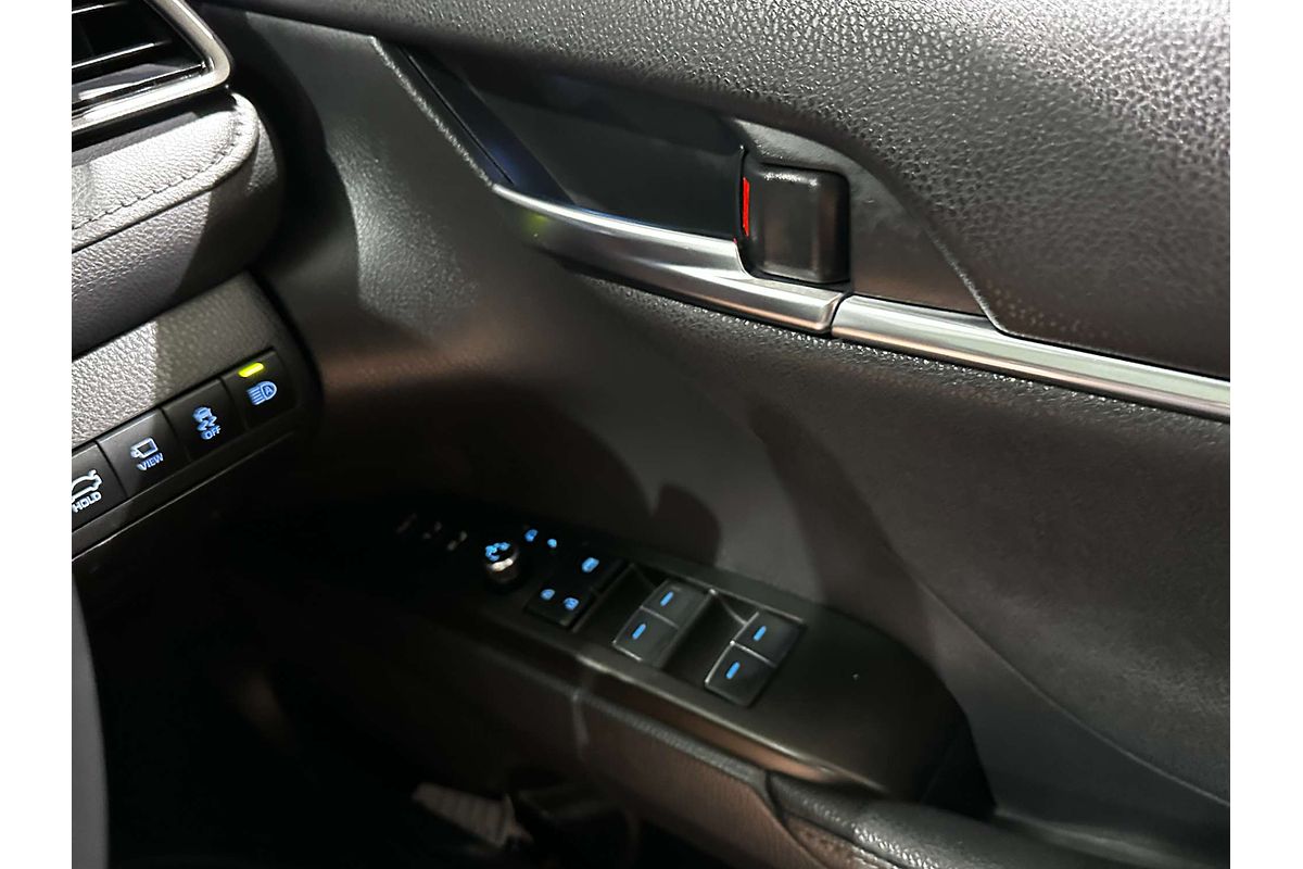 2021 Toyota Camry SL AXVH70R