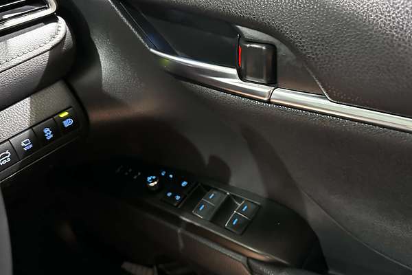 2021 Toyota Camry SL AXVH70R