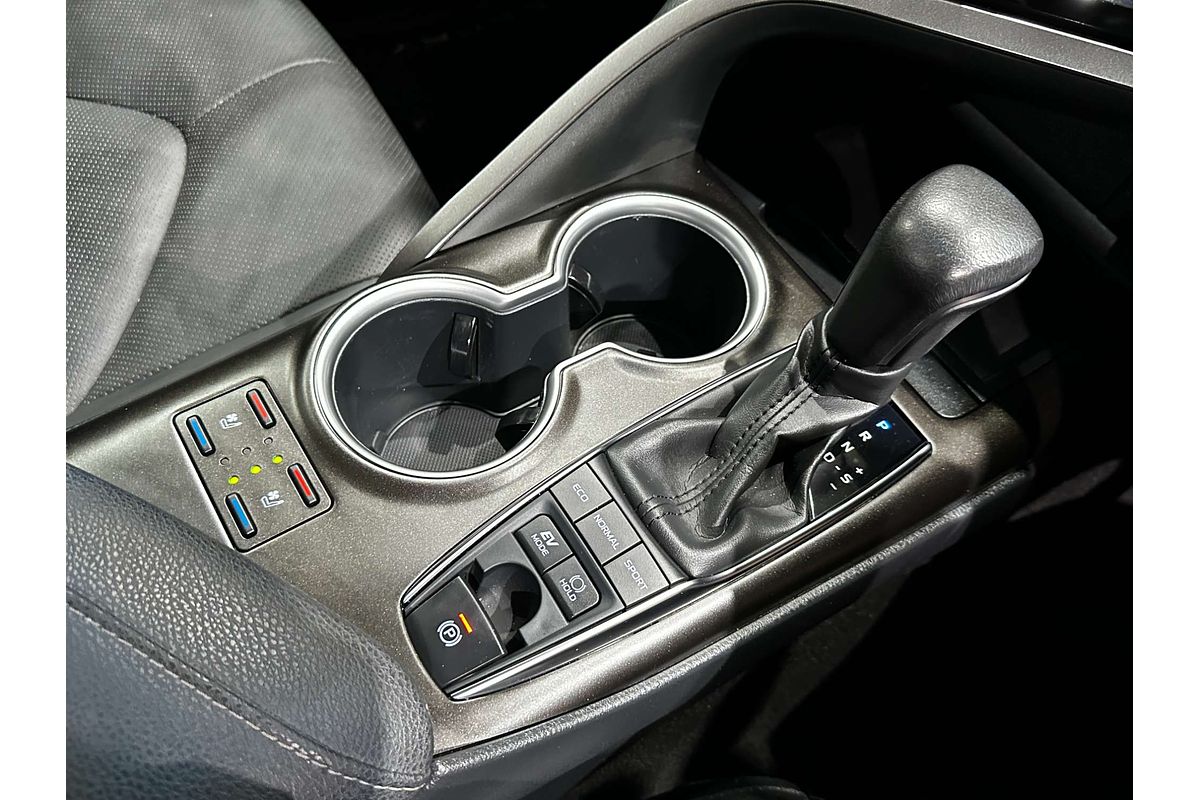 2021 Toyota Camry SL AXVH70R