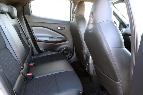 2020 Nissan JUKE ST-L F16