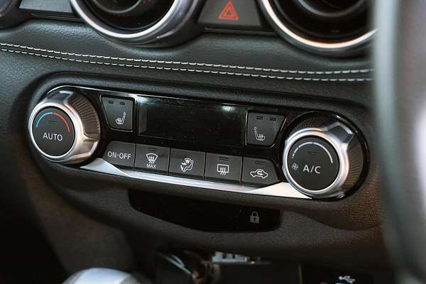 2020 Nissan JUKE ST-L F16