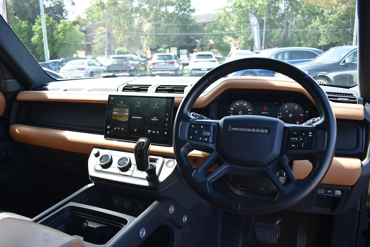 2023 Land Rover Defender 110 D300 X-Dynamic HSE L663