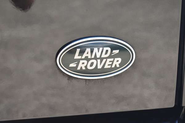 2023 Land Rover Defender 110 D300 X-Dynamic HSE L663