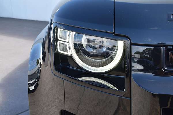 2023 Land Rover Defender 110 D300 X-Dynamic HSE L663