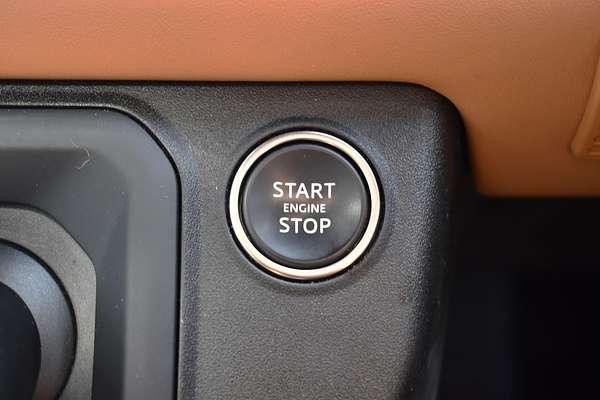 2023 Land Rover Defender 110 D300 X-Dynamic HSE L663